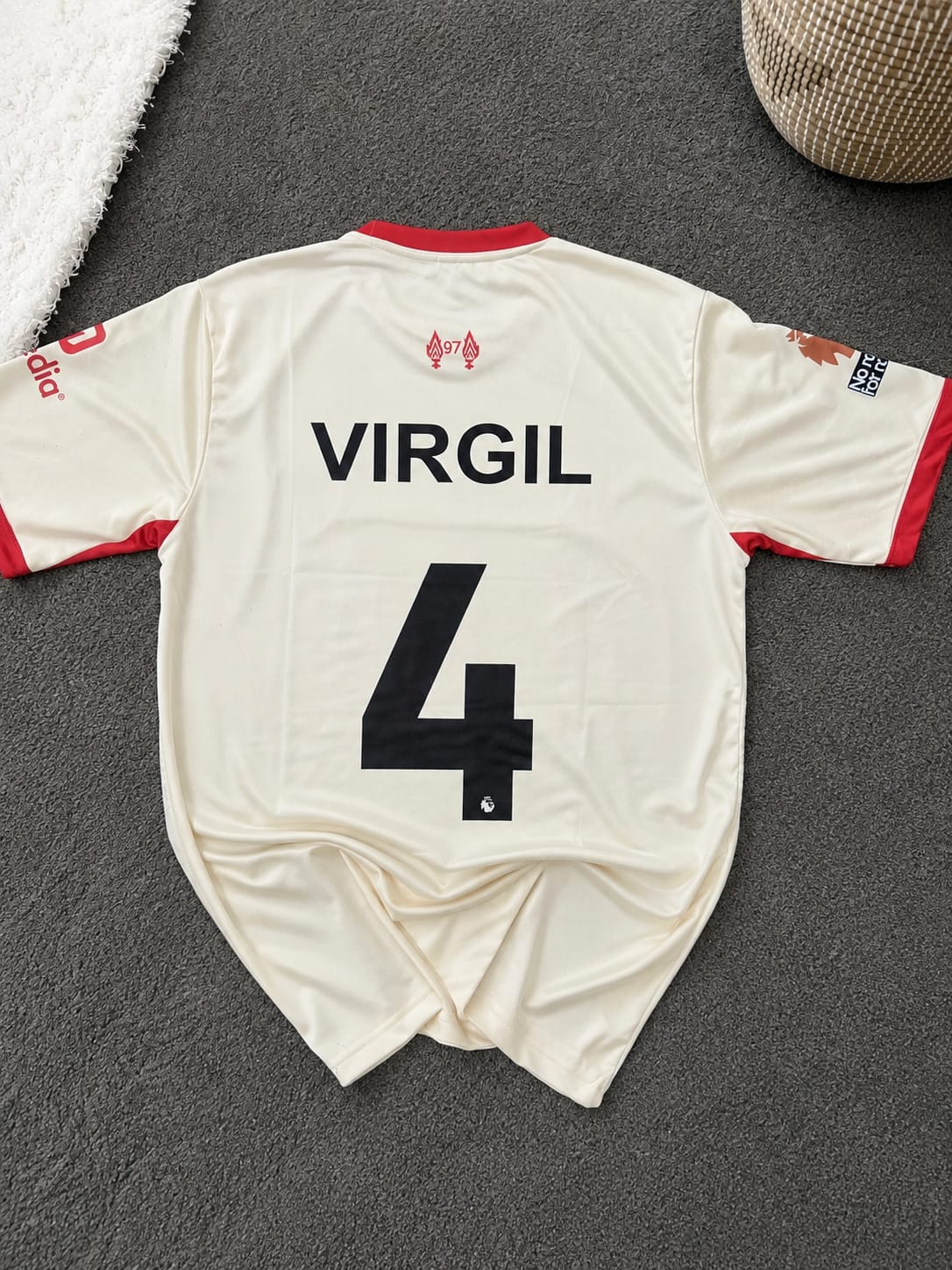 Liverpool FC 25/26 Away (Virgil) - View 2